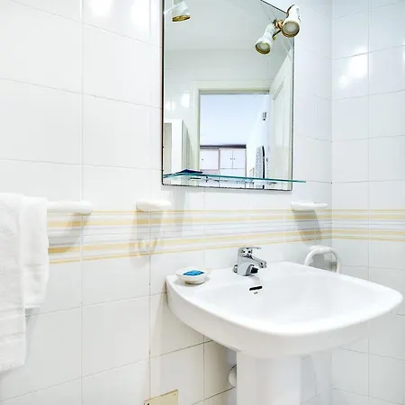 Espanhouse Simona Estudio