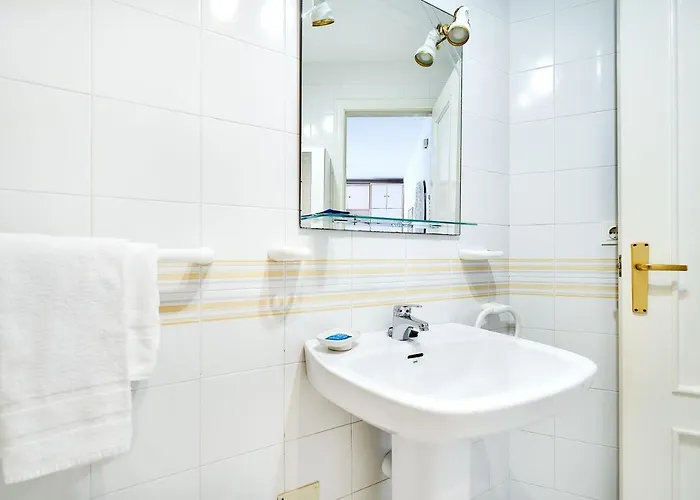 Espanhouse Simona Estudio